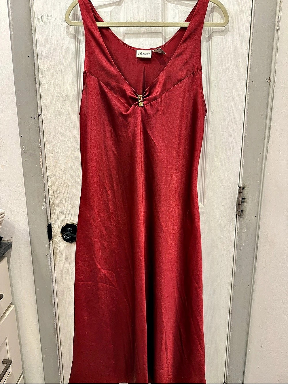 Delicates Red nightgown Size Large